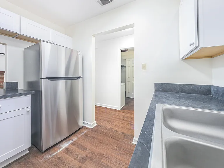 216 Dixie Dr #7 — Photo 6