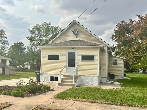 510 E 3rd St, Madison, NE 68748