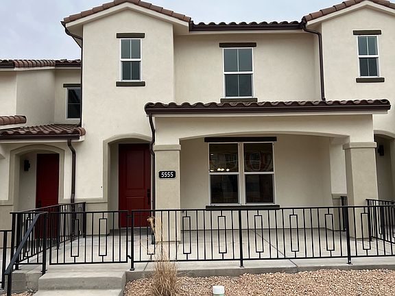 3rd image of 5555 S Carnelian Pkwy
