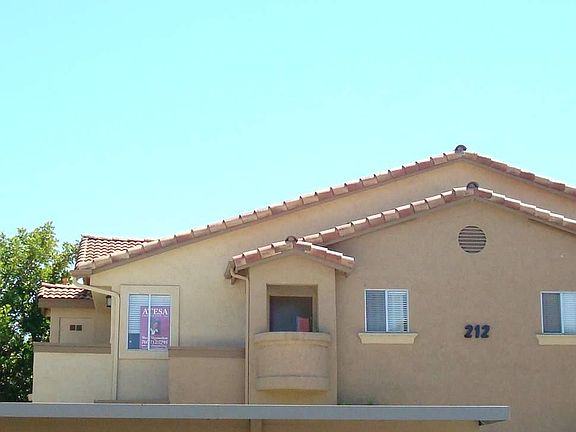 2nd image of 212 Woodland Pkwy