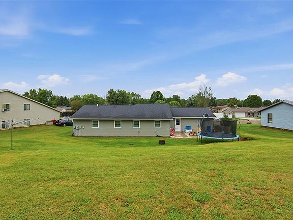 4th image of 61 Westbrook Drive