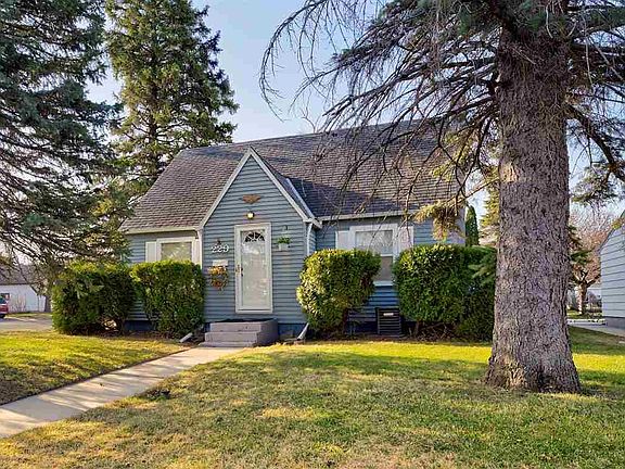 2nd image of 229 Belle Ave