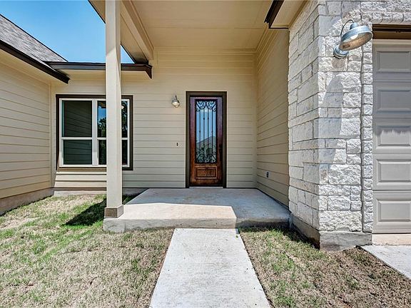 4th image of 204 Lamaloa Ln
