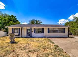 1947 Oak Hill Pl, Dallas, TX 75217