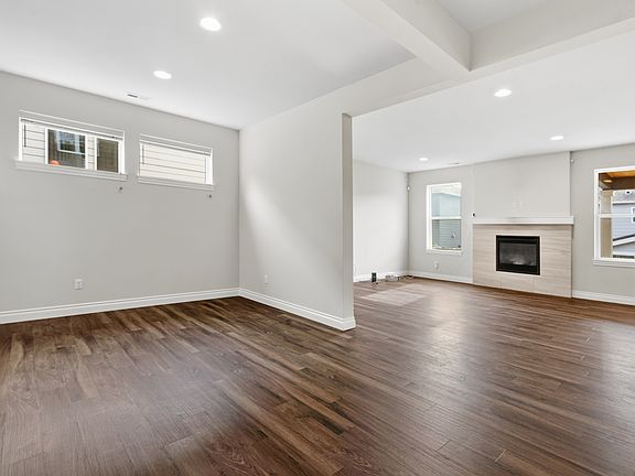 3rd image of 12439 NE 153rd Pl