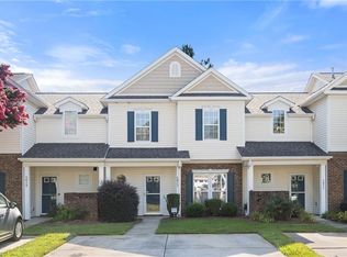 5817 Fox Point Cir, Winston Salem, NC 27104