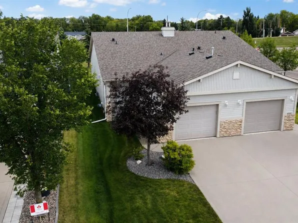 4503 W 69th St, Camrose, AB T4V 5B3