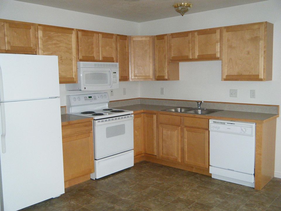 1st image of 3502 E Greenfield Dr
