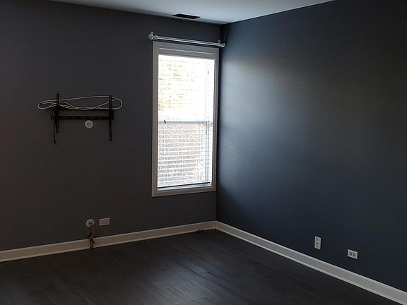 2nd image of 2116 Limestone Ln