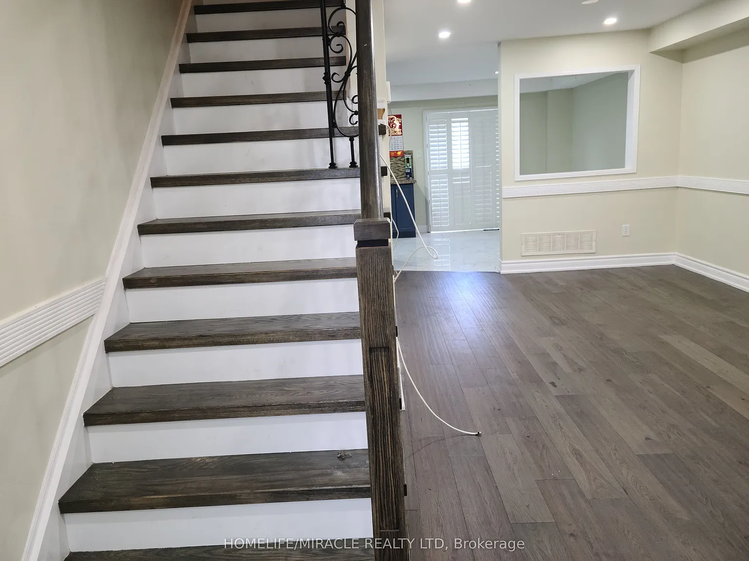 3 bed, $2,900 — Photo 3