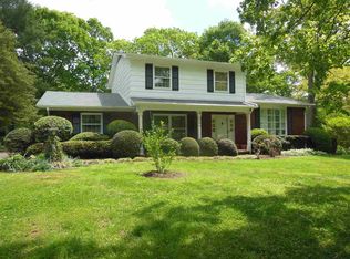 6266 S Lake Dr, Hickory, NC 28601