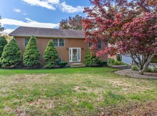 40 William Ave, Haverhill, MA 01835