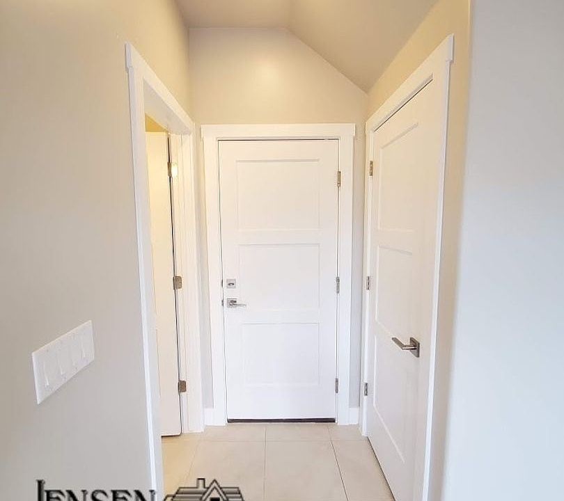 1st image of 641 S Breann Dr #10512610