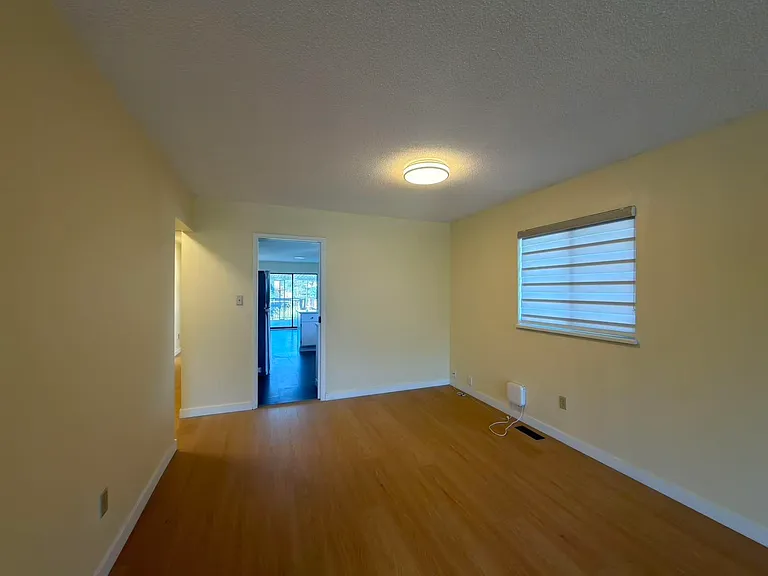 2175 E 54th Ave — Photo 18