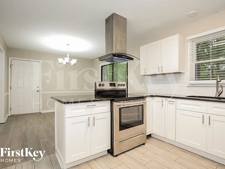 5021 Westhaven Ln — Photo 6