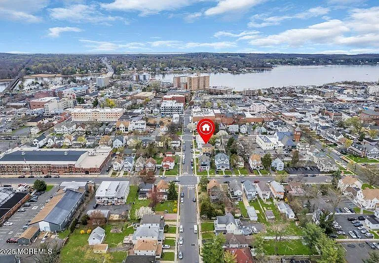 83 Pearl St — Photo 30