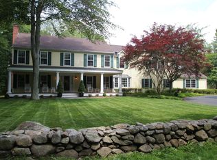 244 Hemlock Hills Rd N, Fairfield, CT 06824