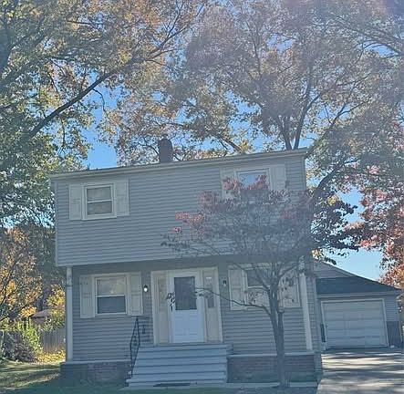 2nd image of 311 Mansell Dr