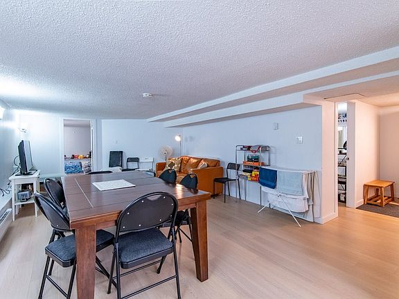 4th image of 3315 W 6th Ave