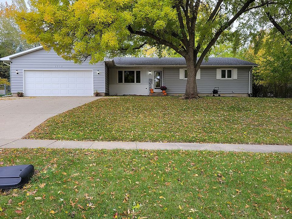 1st image of 2718 Minnetonka Dr