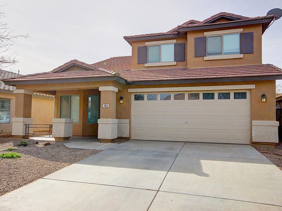 1st image of 705 E Daniella Dr