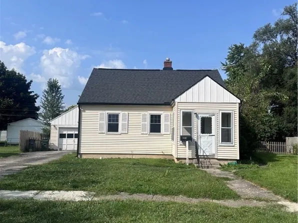 1114 Scott St, Troy, OH 45373