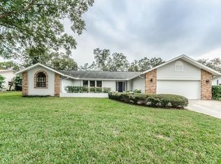 2430 Sundancer Dr, Clearwater, FL 33759