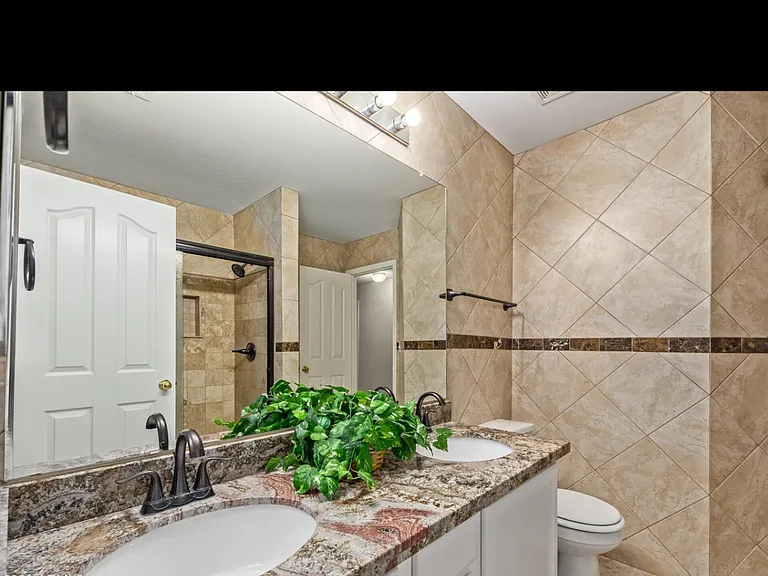 7432 W Aurora Dr — Photo 26