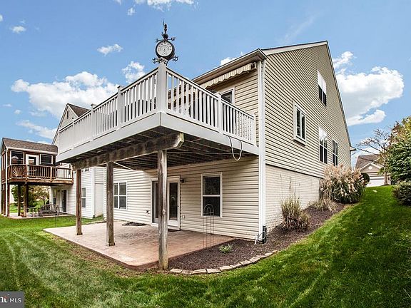 4th image of 122 Smithfield Way