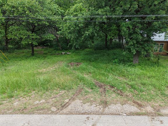 2nd image of 8357 Kingsfield Rd