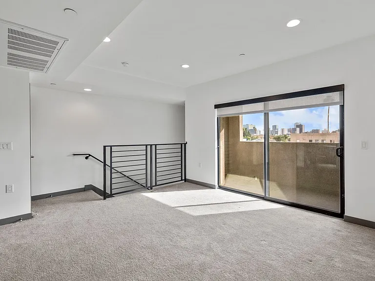 Alexandria 178 Townhomes LLC — Photo 7