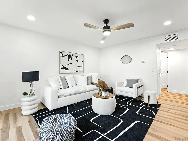 1817 E Grand Ave #77 — Photo 2