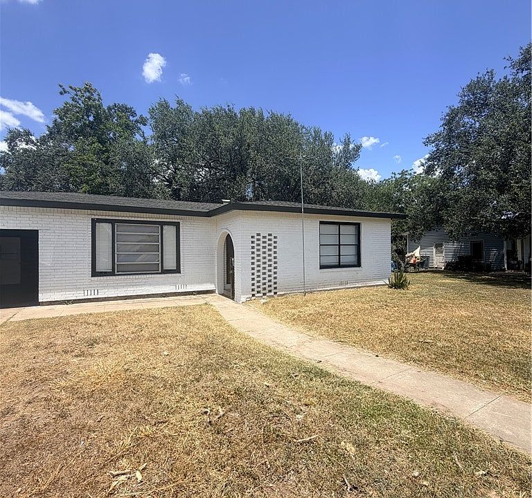 1st image of 809 Loma St