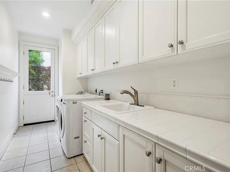15 Jupiter Hills Dr — Photo 15