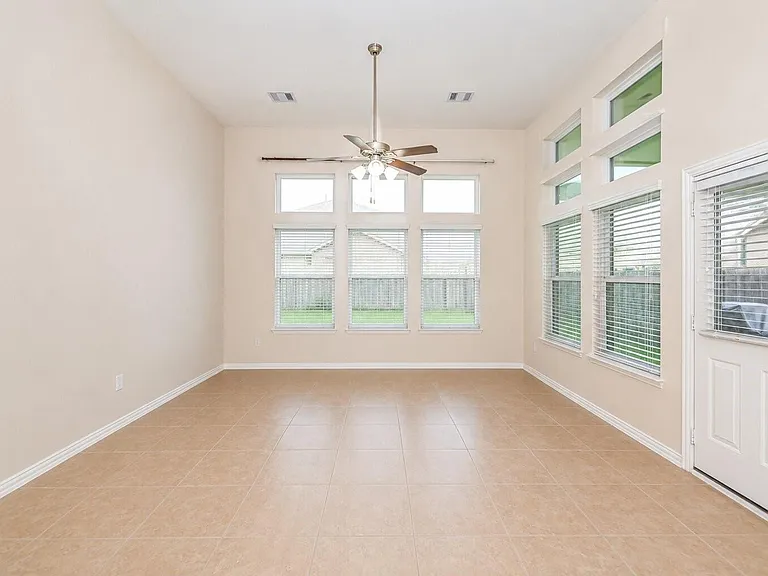 26515 Grey Sparrow Dr — Photo 4