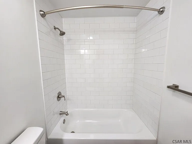 431 Devon Dr — Photo 15