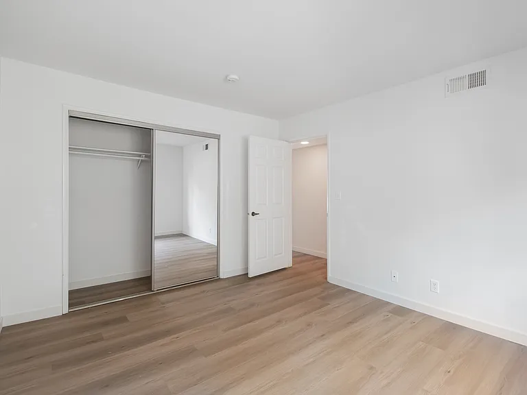 1169 Rosedale Ave #208 — Photo 9
