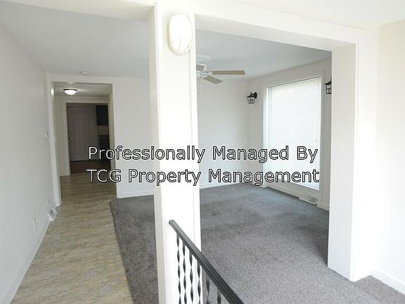 2nd image of 227 Creve Coeur St