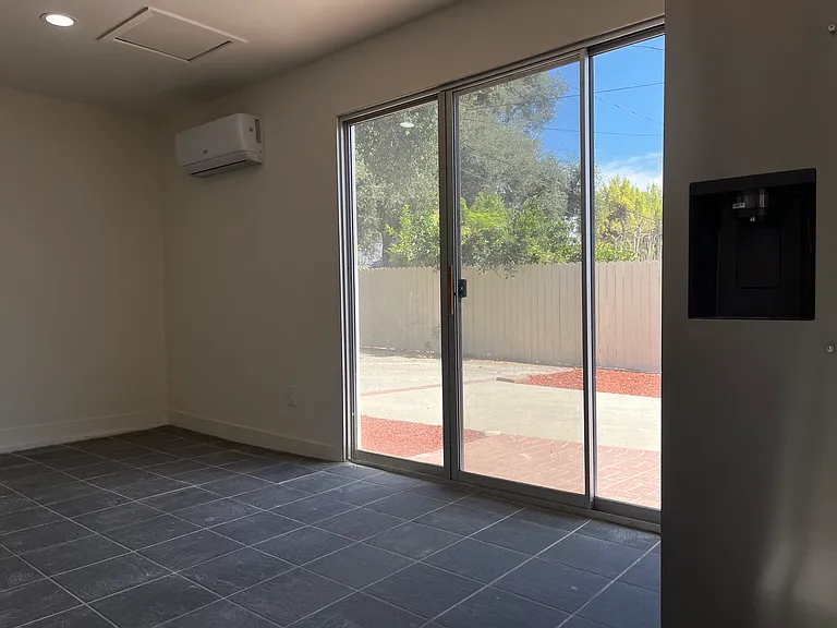328 N Encinitas Ave #A — Photo 9