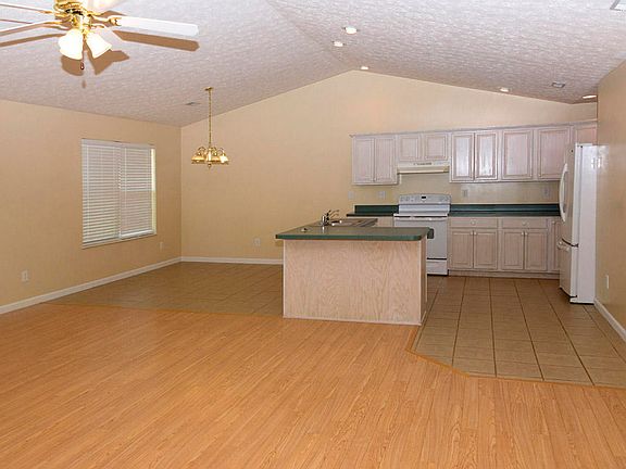 5th image of 4731 Cabbage Ln