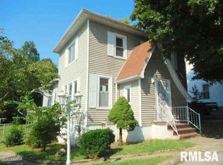 303 W Cross St, Dongola, IL 62926
