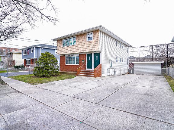 2nd image of 723 Tysens Ln