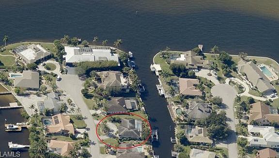 3rd image of 783 Cal Cove Dr
