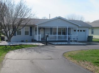 603 N John F Kennedy Ave, Loogootee, IN 47553