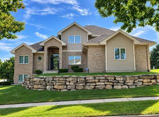 9101 Settlers Rd, Madison, WI 53717