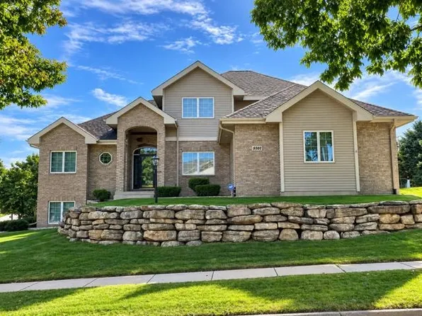 9101 Settlers Rd, Madison, WI 53717