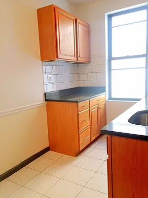 Rented by Rapid Realty Cobble Hill | media 33