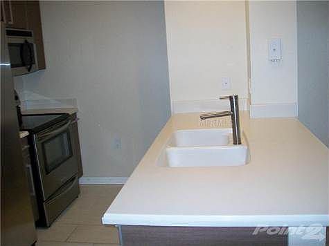 5th image of 5401 Bentgrass Dr #1201