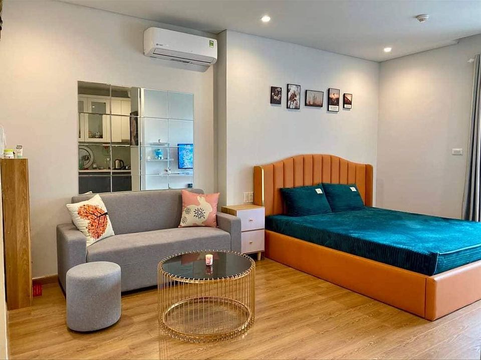 1st image of 700 Heintz Dr #15