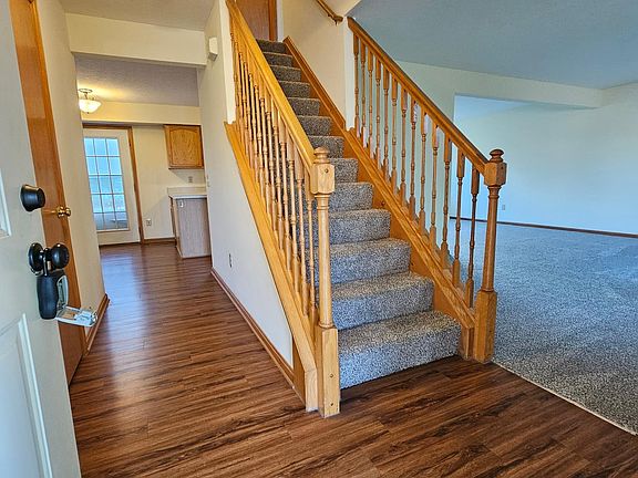 2nd image of 4466 Edgarton Dr